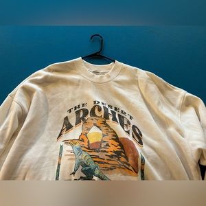 Abercrombie & Fitch Crewneck